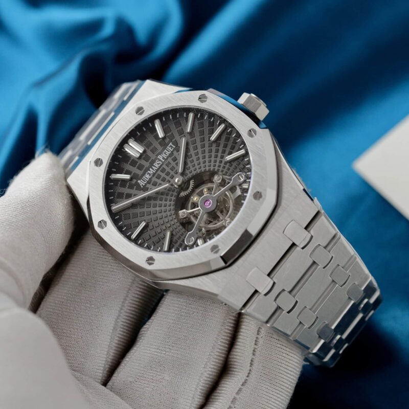 Audemars-Piguet-Royal-Oak-Flying-Tourbillon-26730ST-Grey-Dial-2-800×800-1.jpg