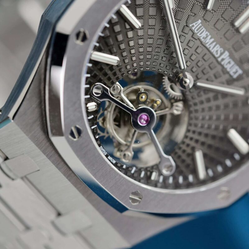 Audemars-Piguet-Royal-Oak-Flying-Tourbillon-26730ST-Grey-Dial-6-800×800-1.jpg