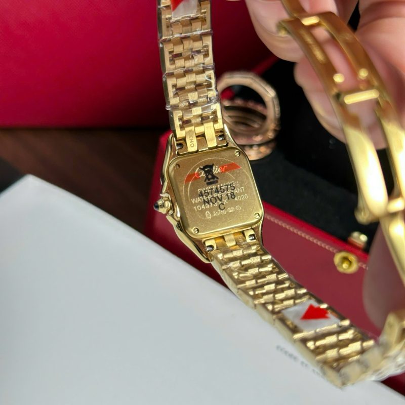 Cartier-Panthere-de-Cartier-WGPN0047-Yellow-Gold-7-800×800-1.jpg