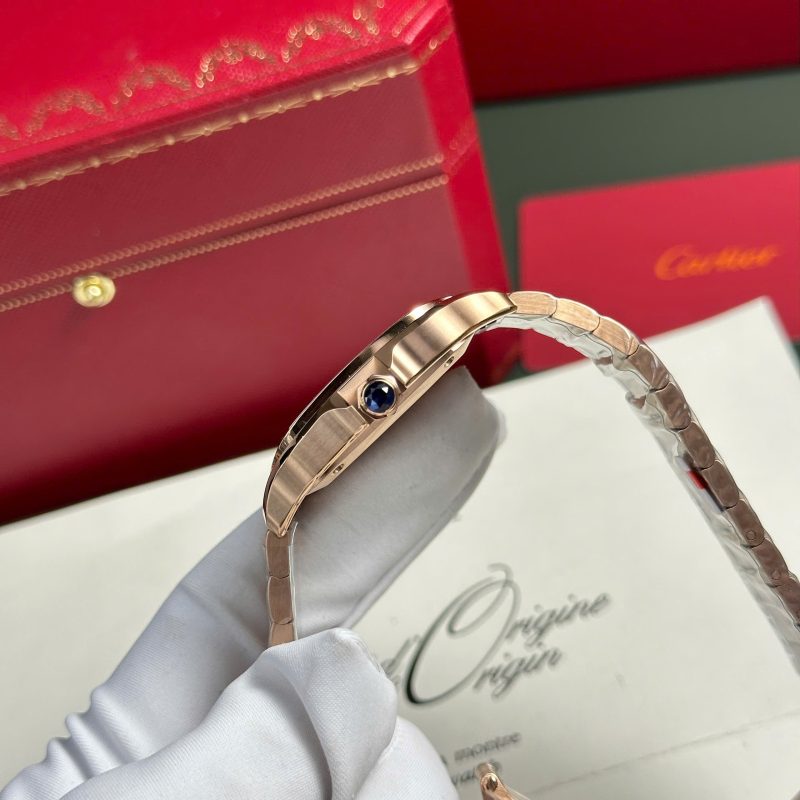 Cartier-Santos-de-Cartier-Rose-Gold-White-Dial-Medium-Model-6-800×800-1.jpg