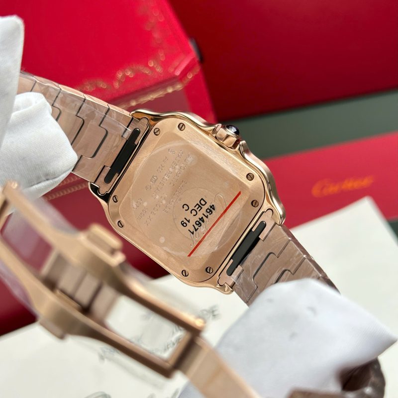 Cartier-Santos-de-Cartier-Rose-Gold-White-Dial-Medium-Model-8-800×800-1.jpg