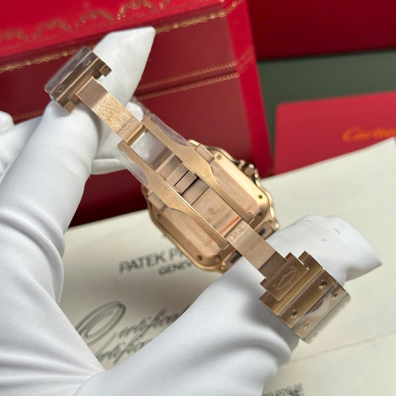 Cartier-Santos-de-Cartier-Rose-Gold-White-Dial-Medium-Model-9-800×800-1.jpg