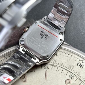 Dong-Ho-Cartier-Santos-WSSA0029-Mat-Trang-7-300×300-1.jpg