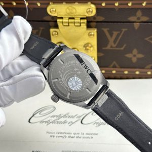 IWC-Pilots-Watch-Mark-XX-Patrouille-Suisse-IW328209-Titanium-Grey-Dial-11-300×300-1.jpg