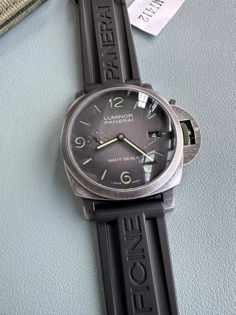 Panerai-Luminor-Marina-Navy-Seals-Pam01412-4-800×1067-1.jpg