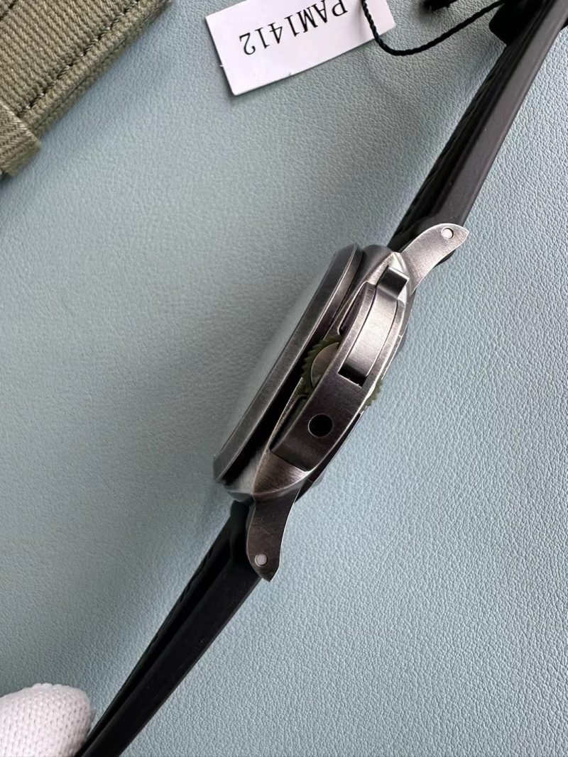 Panerai-Luminor-Marina-Navy-Seals-Pam01412-6-800×1067-1.jpg